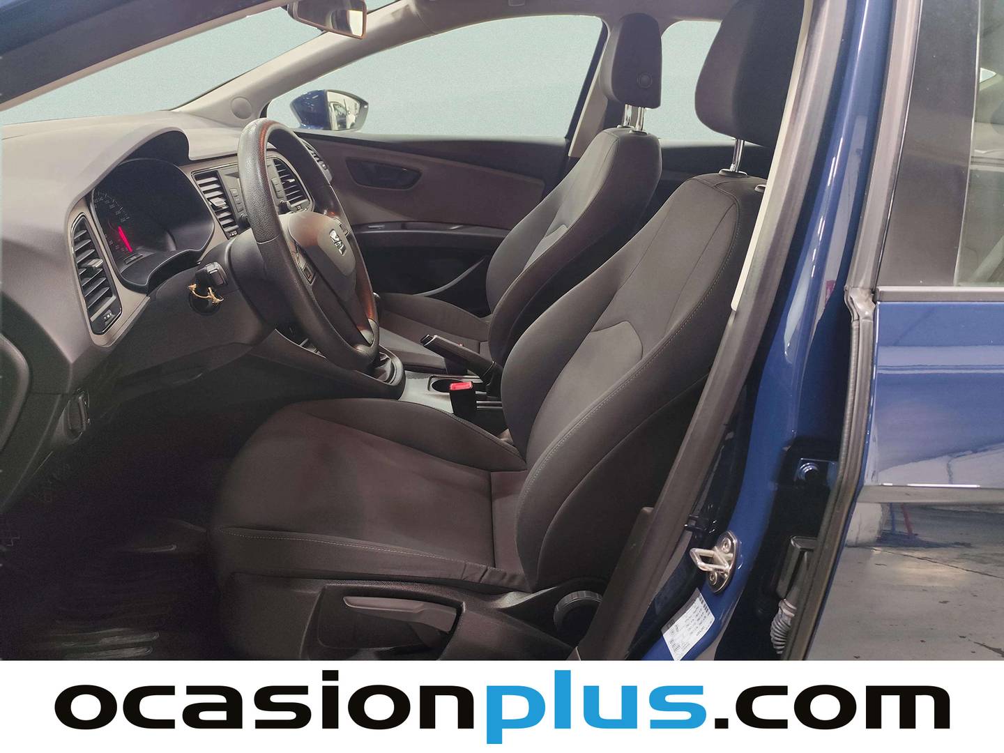 Foto asientos delanteros Seat León Seat León 1.2 TSI S&S Reference Plus (110 CV)