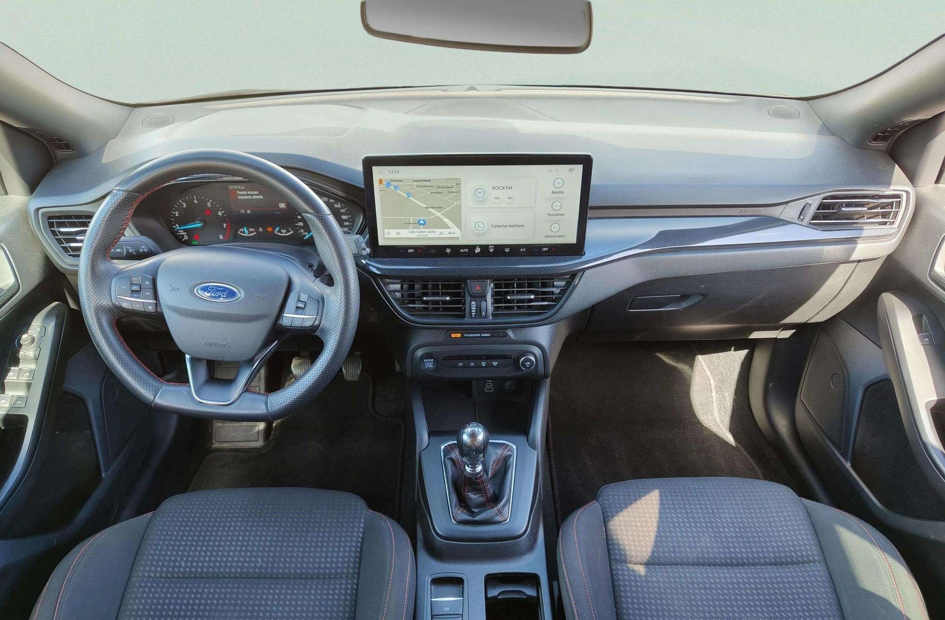 Ford Focus SportBreak 1.0 EcoBoost MHEV ST-Line - foto 6
