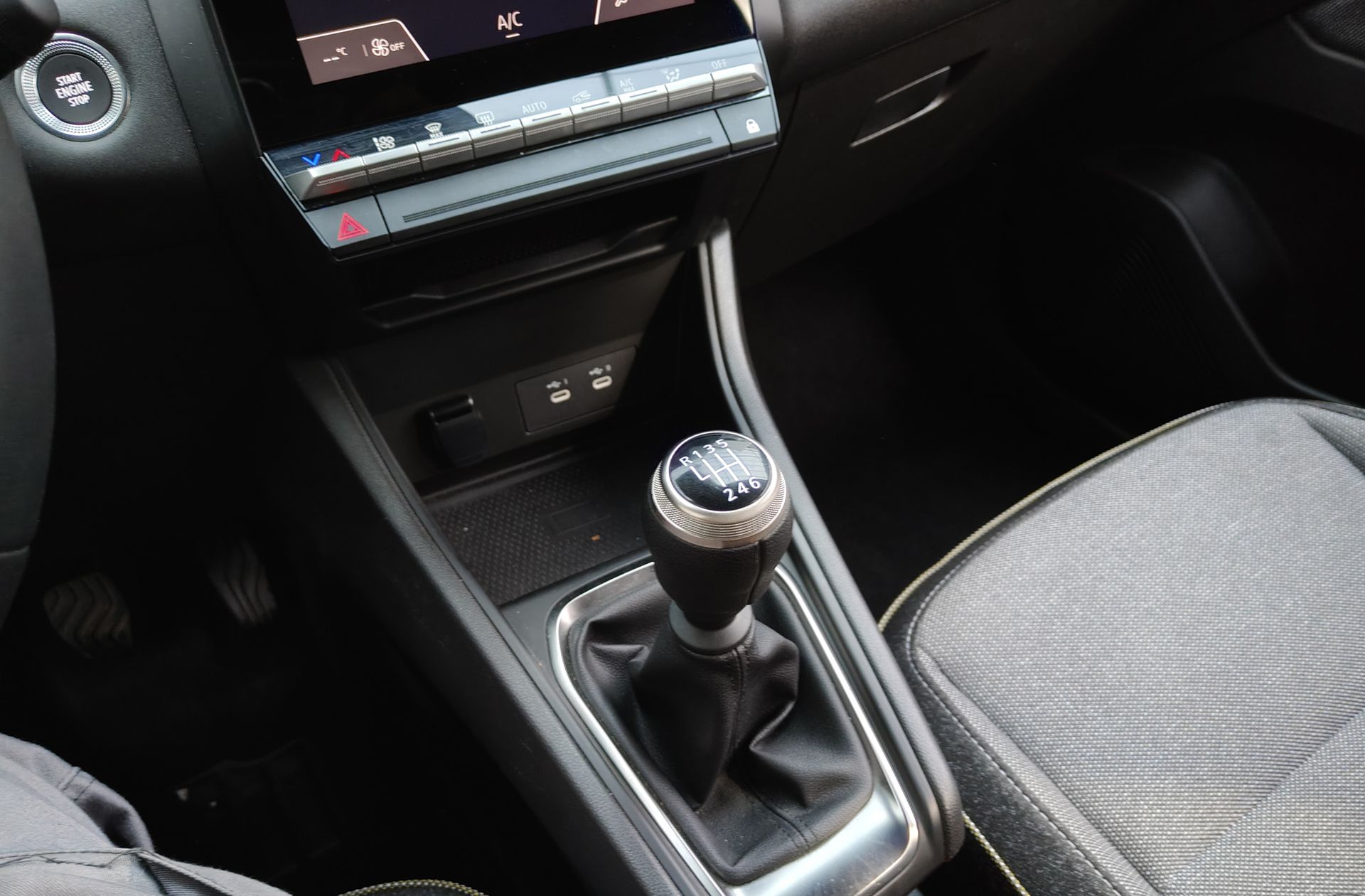 Renault Captur Techno TCe - foto 5
