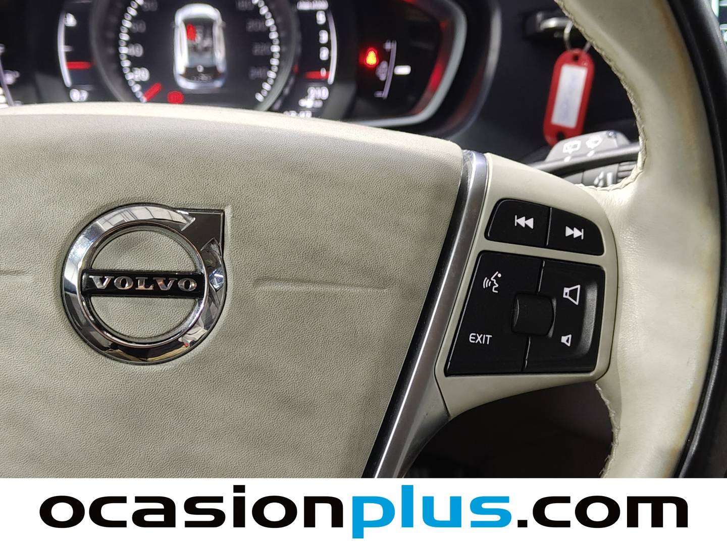 Foto Volvo V40 Volvo V40 D2 Momentum(120 CV)