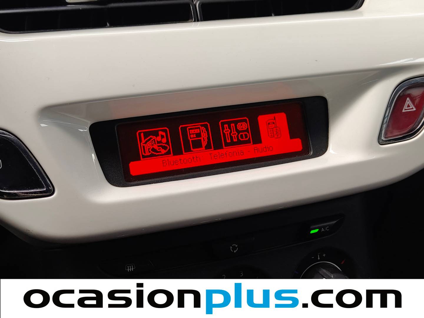 Equipamiento del Citroën C3 Citroën C3 BlueHDi 75 Live (75 CV)