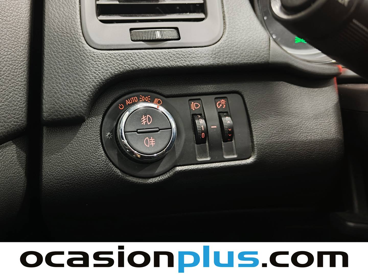 Extras y acabados del Opel Insignia Opel Insignia 2.0 CDTI ecoFLEX Edition (130 CV)