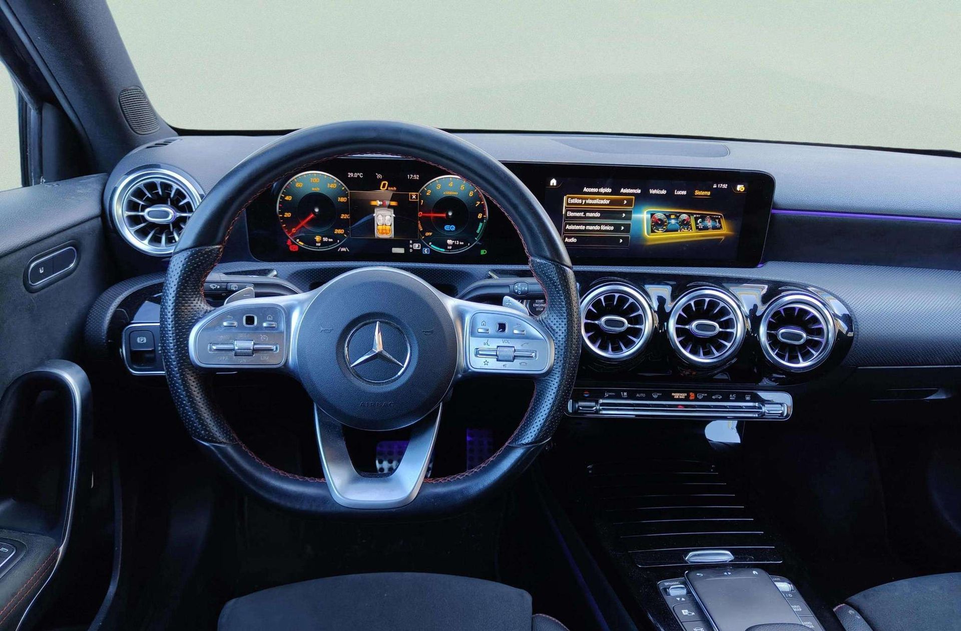 Mercedes-Benz Clase A 250 e Pack AMG - foto 26