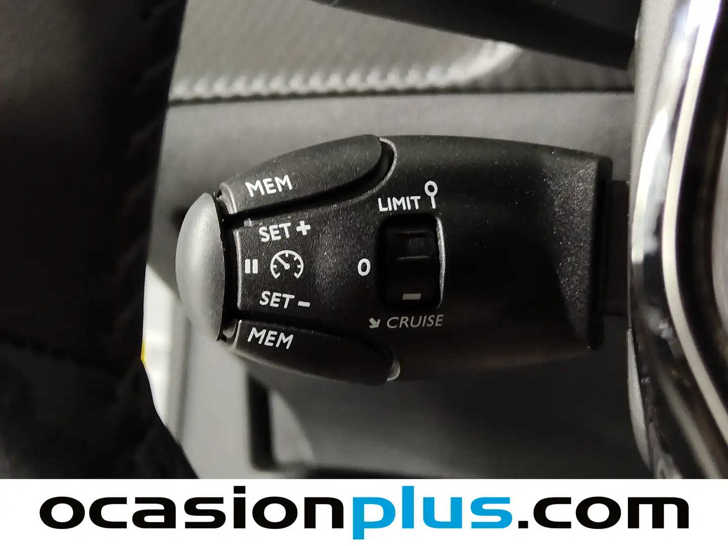 Foto Peugeot 2008 Peugeot 2008 PureTech 100 S&S Allure (100 CV)