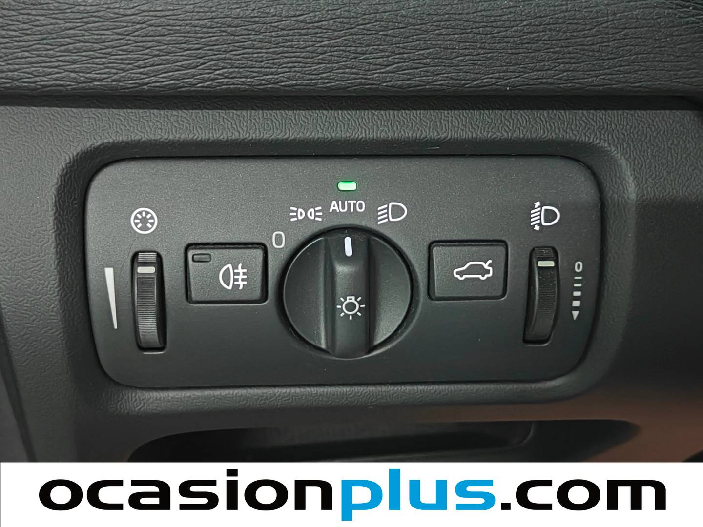 Extras del Volvo V40 Volvo V40 D3 Kinetic (150 CV)