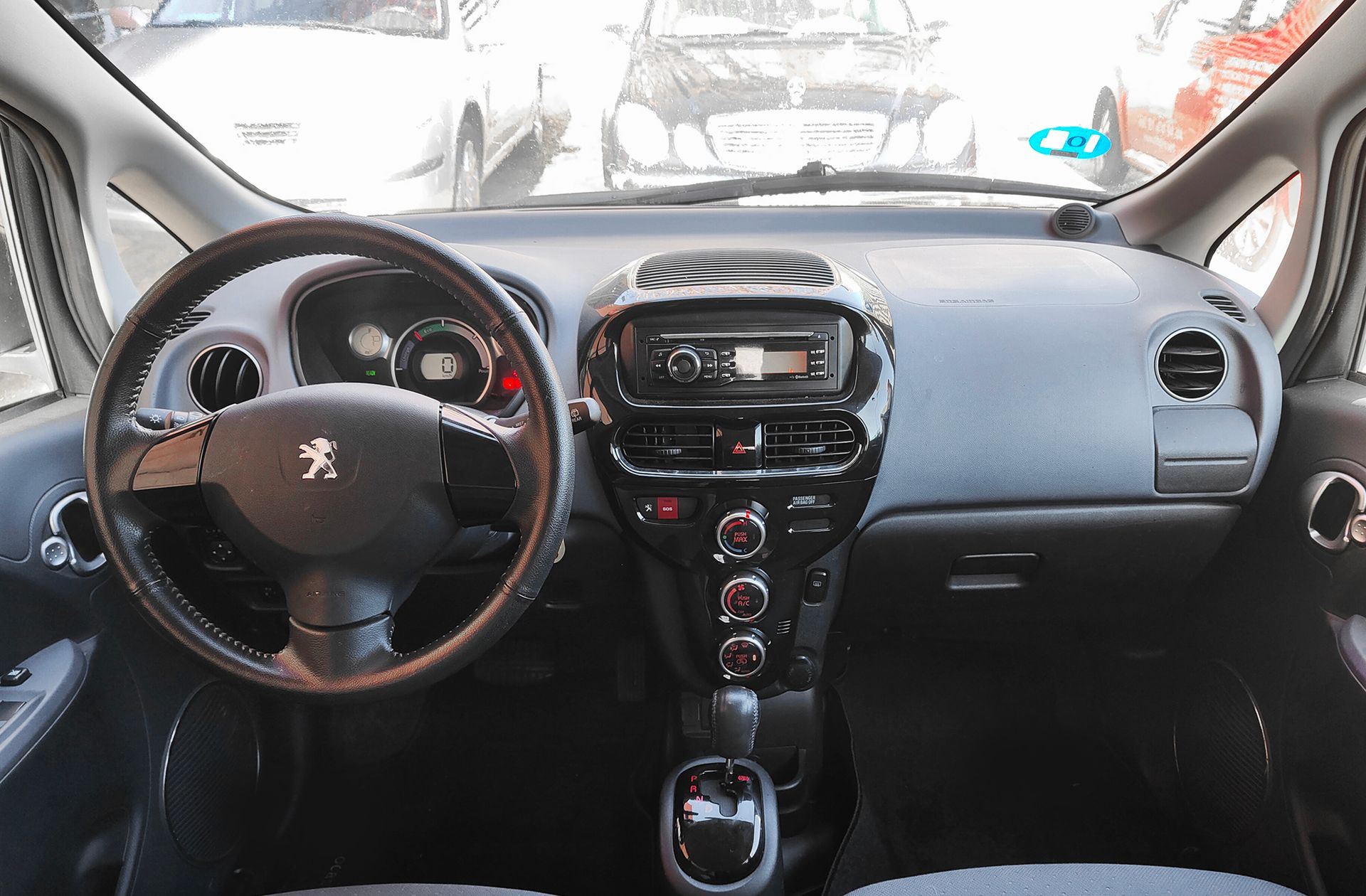 Peugeot iOn - foto 6
