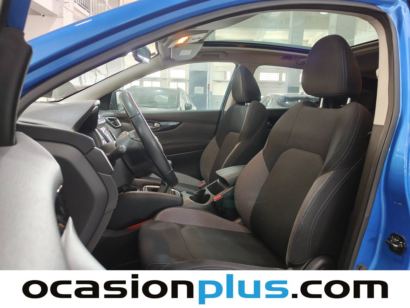 Foto asientos delanteros Nissan QASHQAI Nissan Qashqai DIG-T 140 N-Connecta (140 CV)