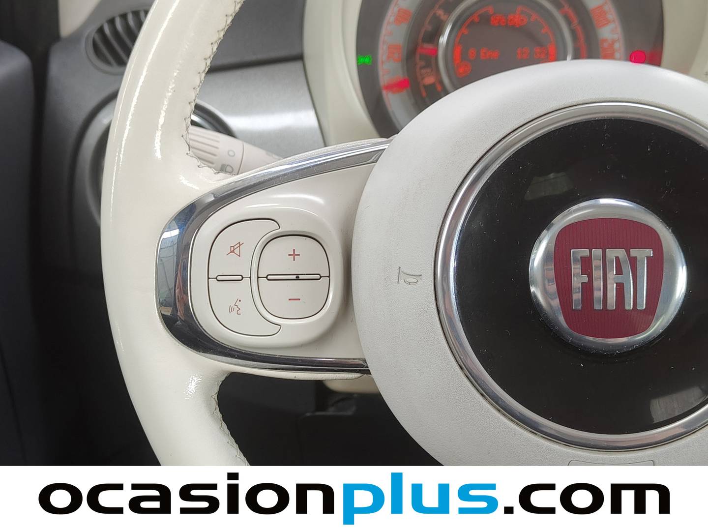 Foto Fiat 500 Fiat 500 1.2 8v Lounge  (69 CV)
