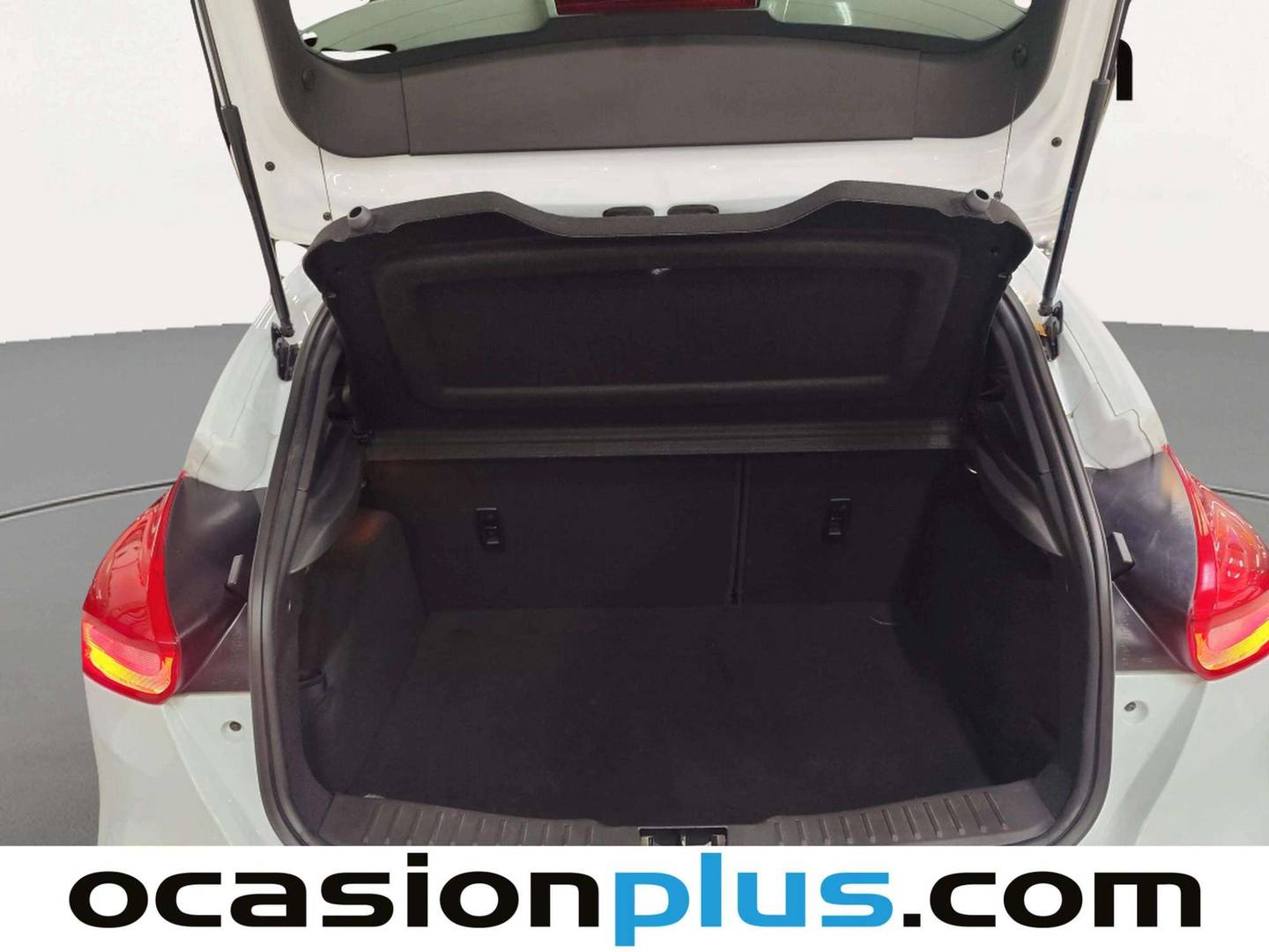 Fotos maletero Ford Focus Ford Focus 1.0 Ecoboost S&S ST-Line (125 CV)