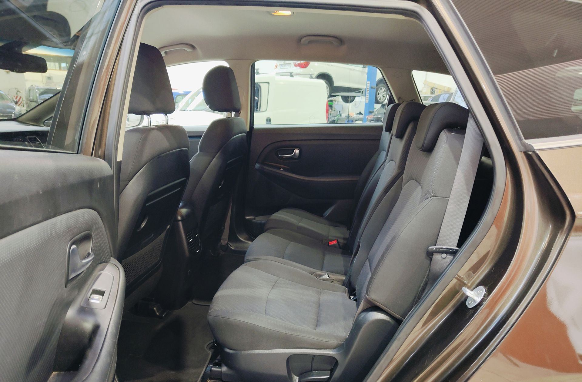 Kia Carens 1.7 CRDi VGT Eco-Dynam x-Tech 7 plazas - foto 13