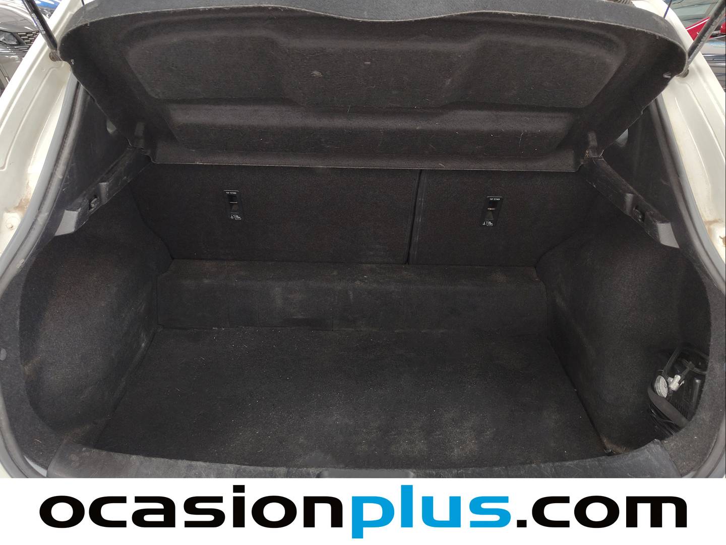 Fotos maletero Nissan QASHQAI Nissan Qashqai dCi 130 Visia 4x4-i (130 CV)