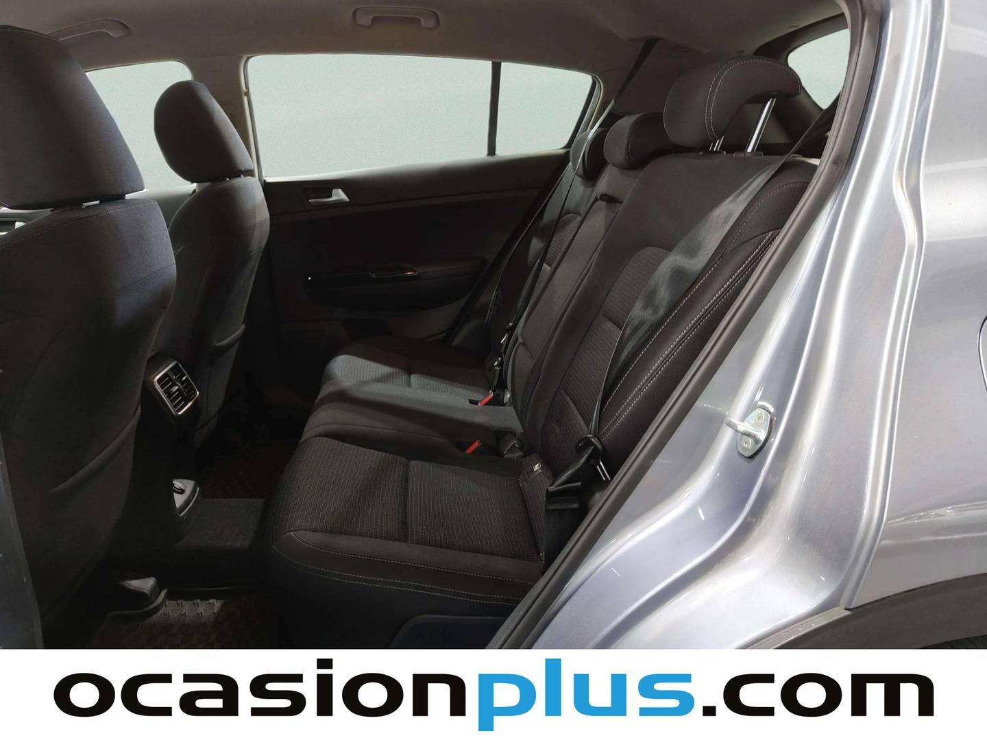 Foto asientos traseros KIA Sportage KIA Sportage 1.6 MHEV Drive 4x2 (136 CV)
