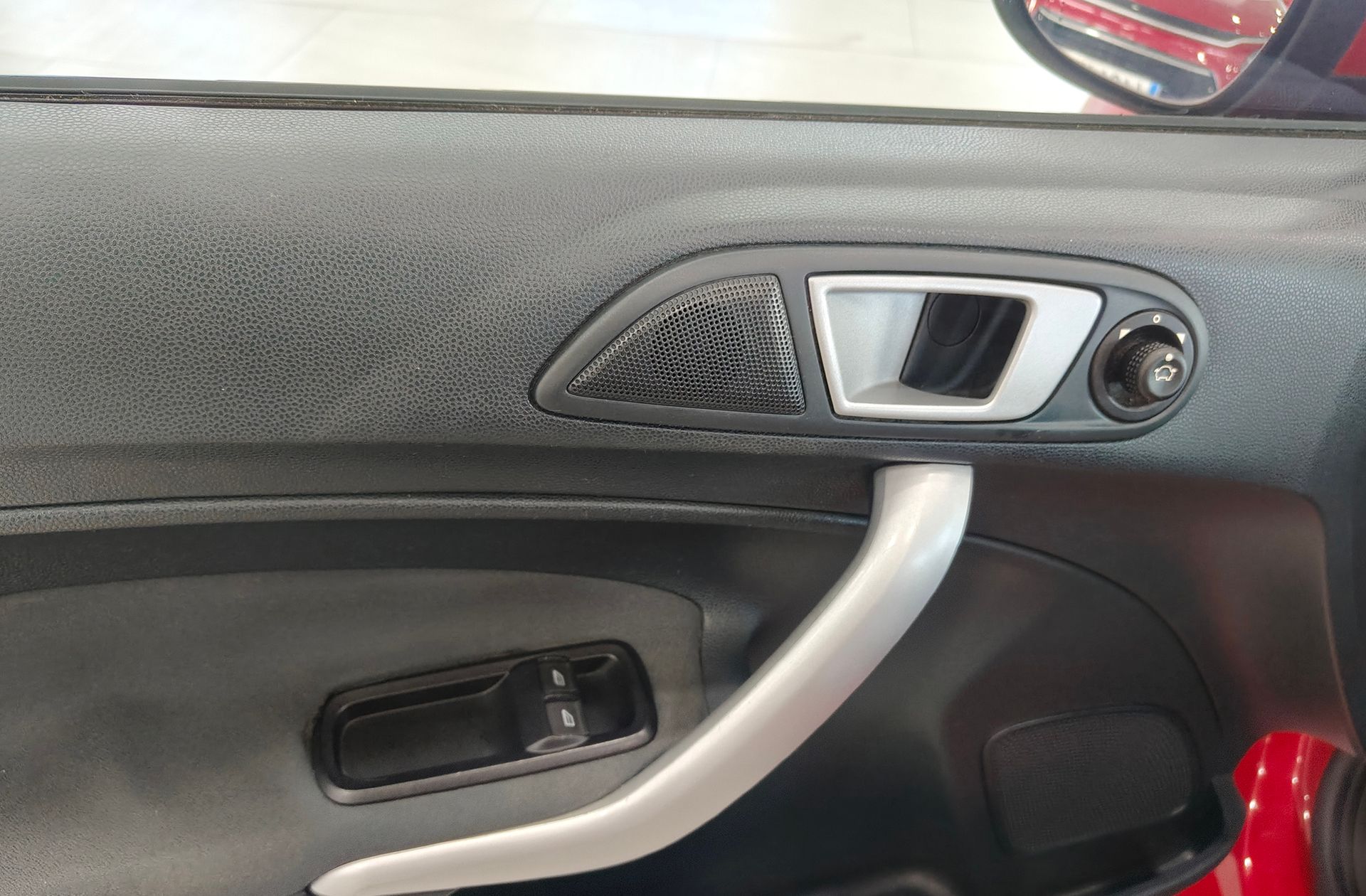 Ford Fiesta 1.4 TDCi Trend - foto 30