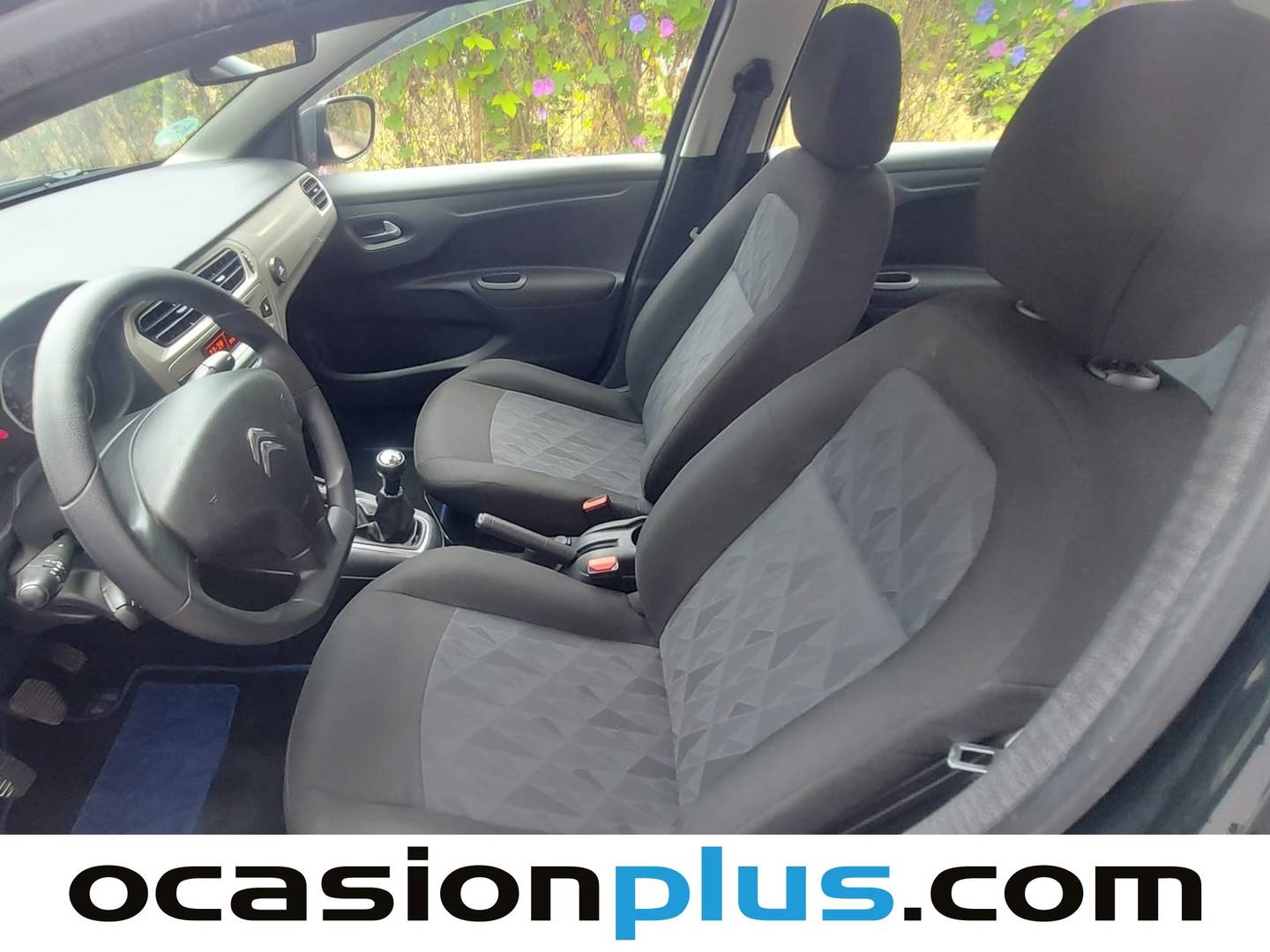 Foto asientos delanteros Citroën C-Elysée Citroën C-Elysee BlueHDi 100 Feel (100 CV)