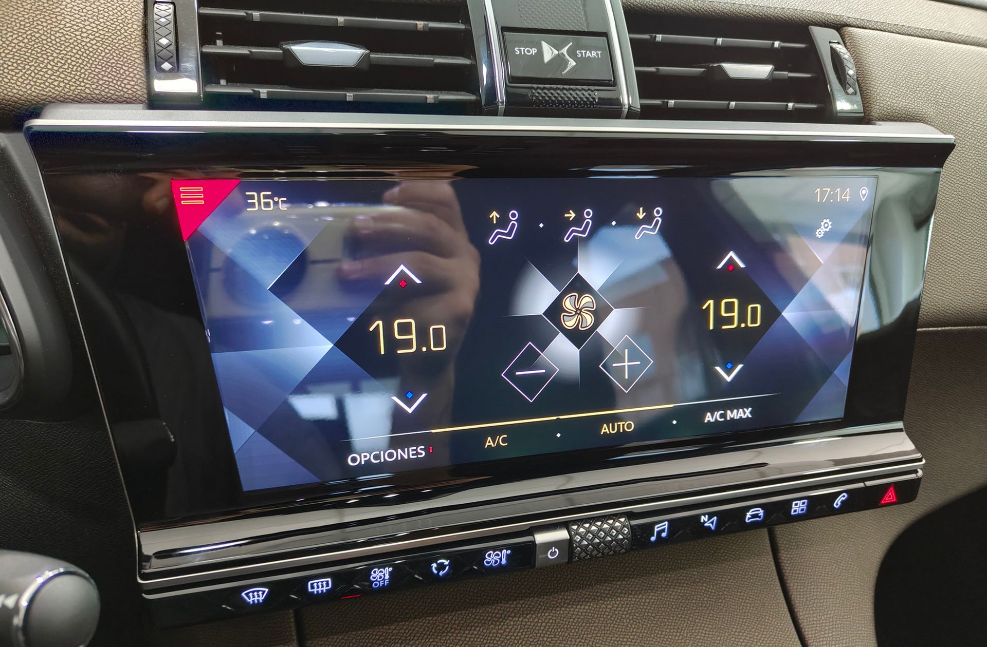 DS DS 7 Crossback BlueHDi 180 So Chic - foto 32