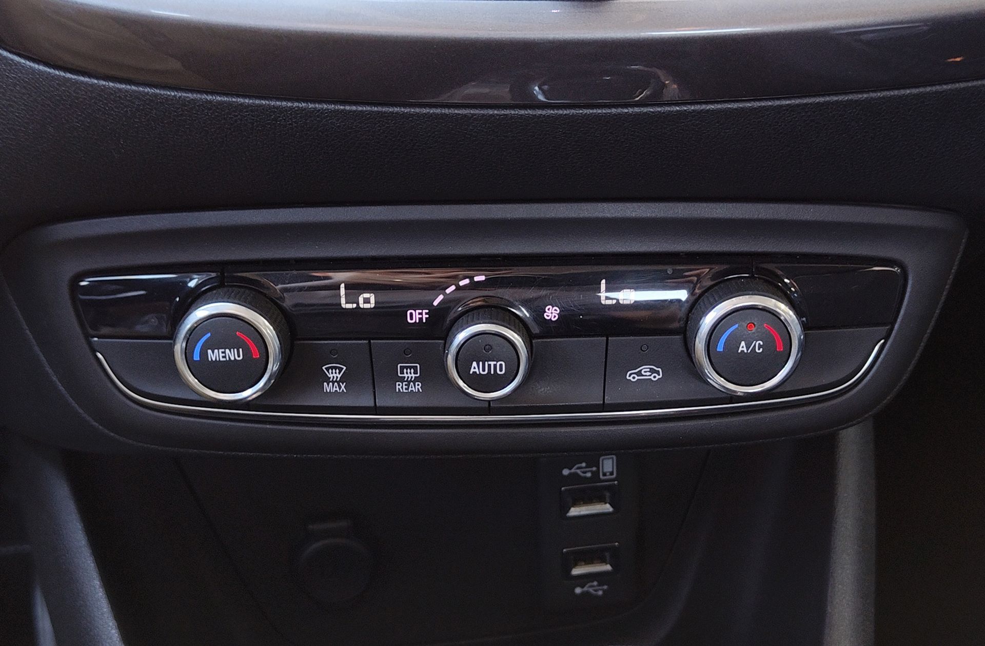 Opel Crossland 1.2 Innovation - foto 33