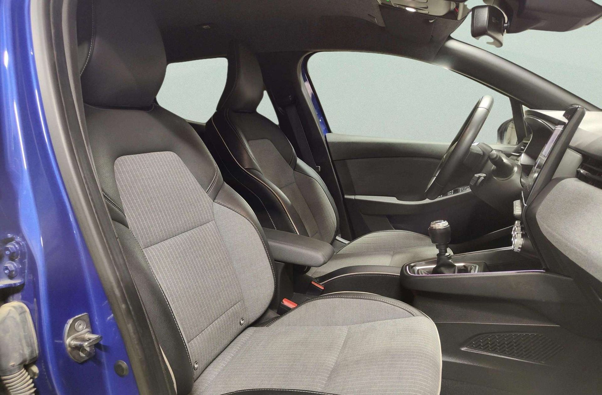 Renault Clio Techno TCe - foto 19