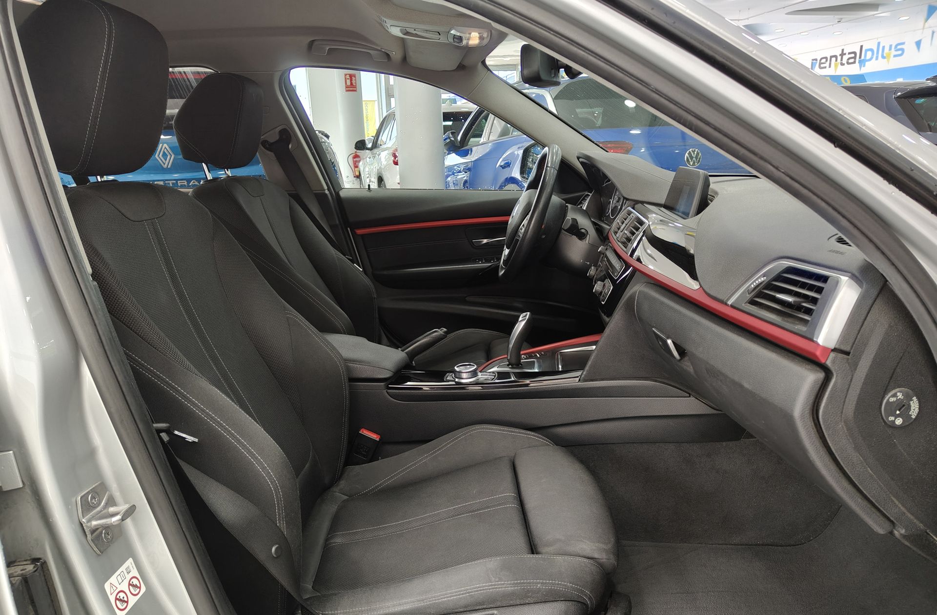 BMW Serie 3 320i - foto 17