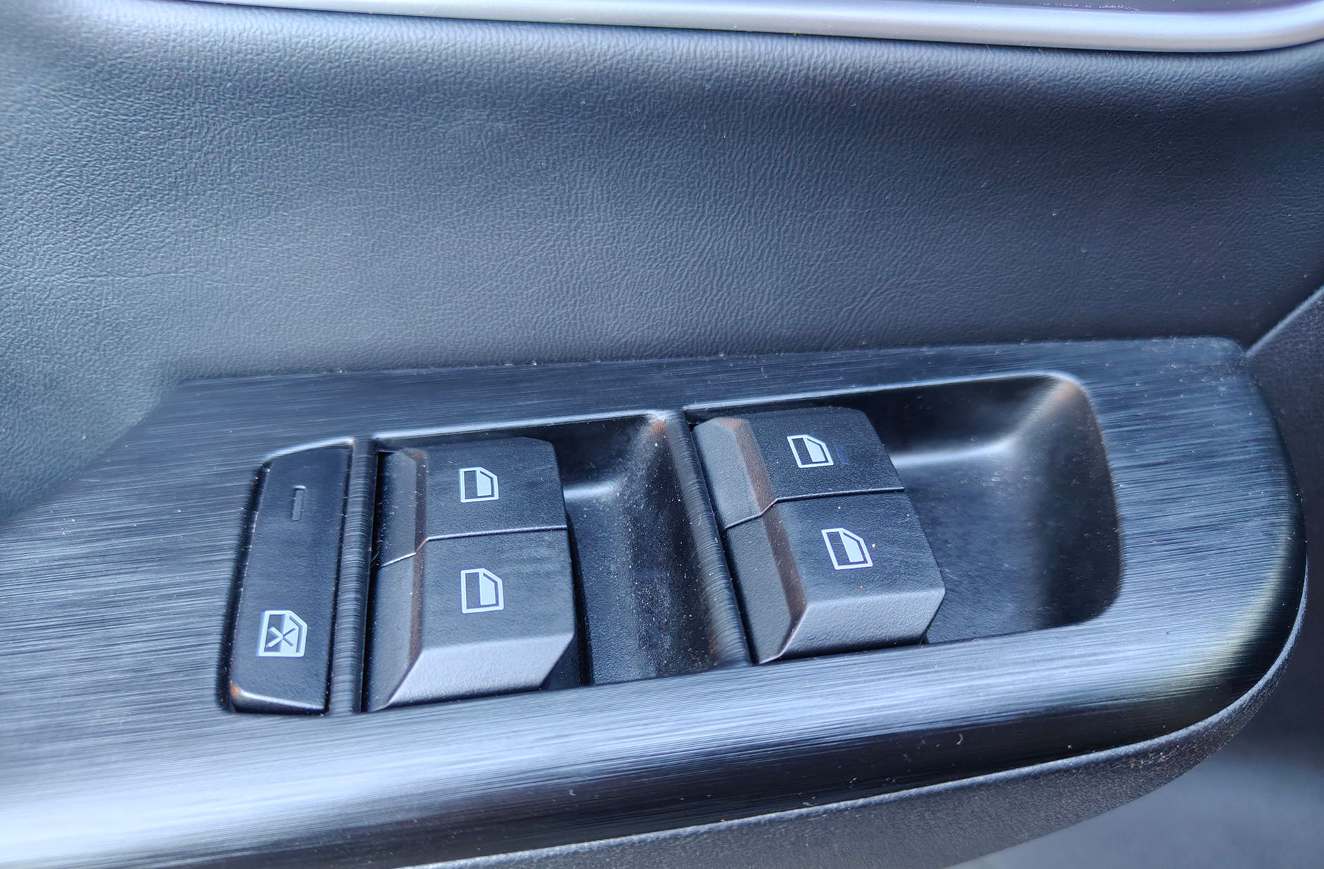 MG ZS 1.5 Hybrid+ Luxury - foto 35