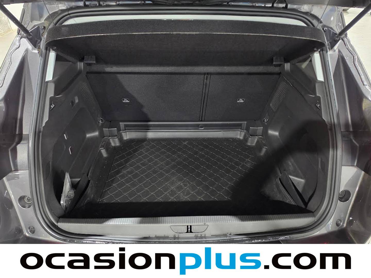 Fotos maletero Opel Grandland X Opel Grandland X 1.2 Turbo S&S Selective (130 CV)