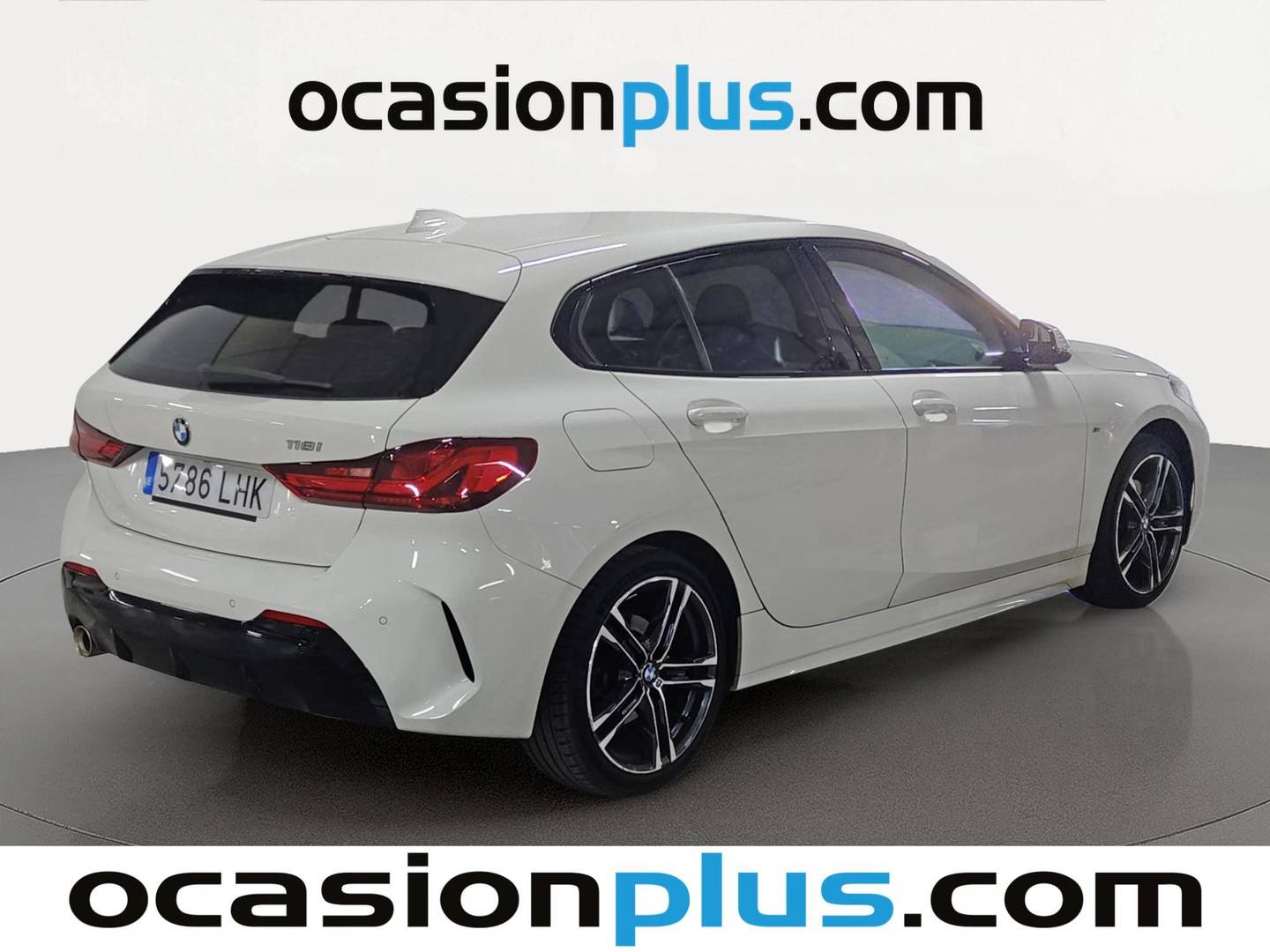 Foto trasera BMW Serie 1 BMW Serie 1 118i (140 CV) Pack M derecha