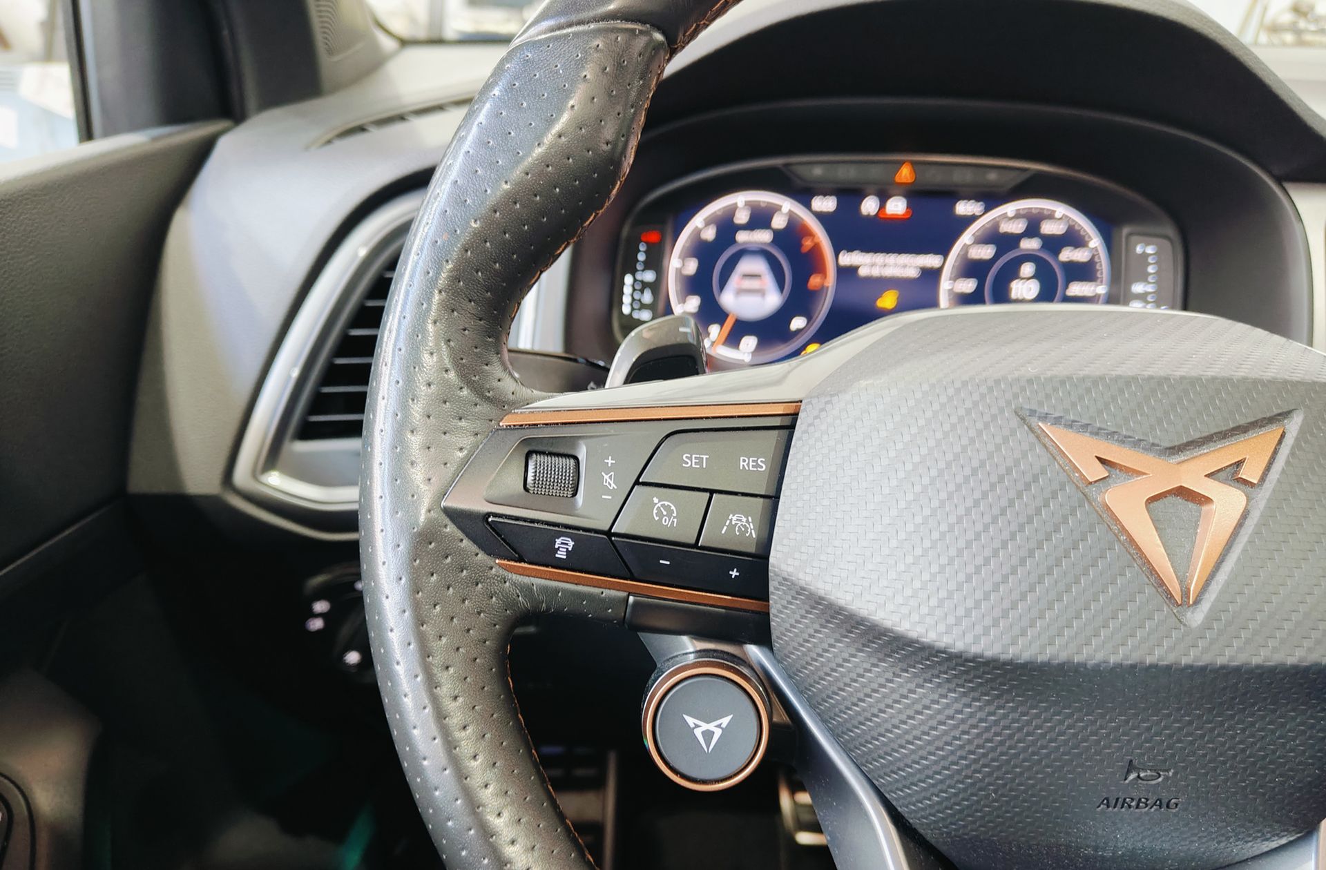 Cupra Ateca 2.0 TSI 4Drive DSG - foto 29