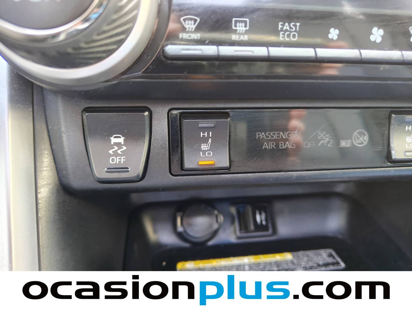 Equipamiento del Toyota Rav4 Toyota Rav4 2.5l hybrid Feel! (218 CV)