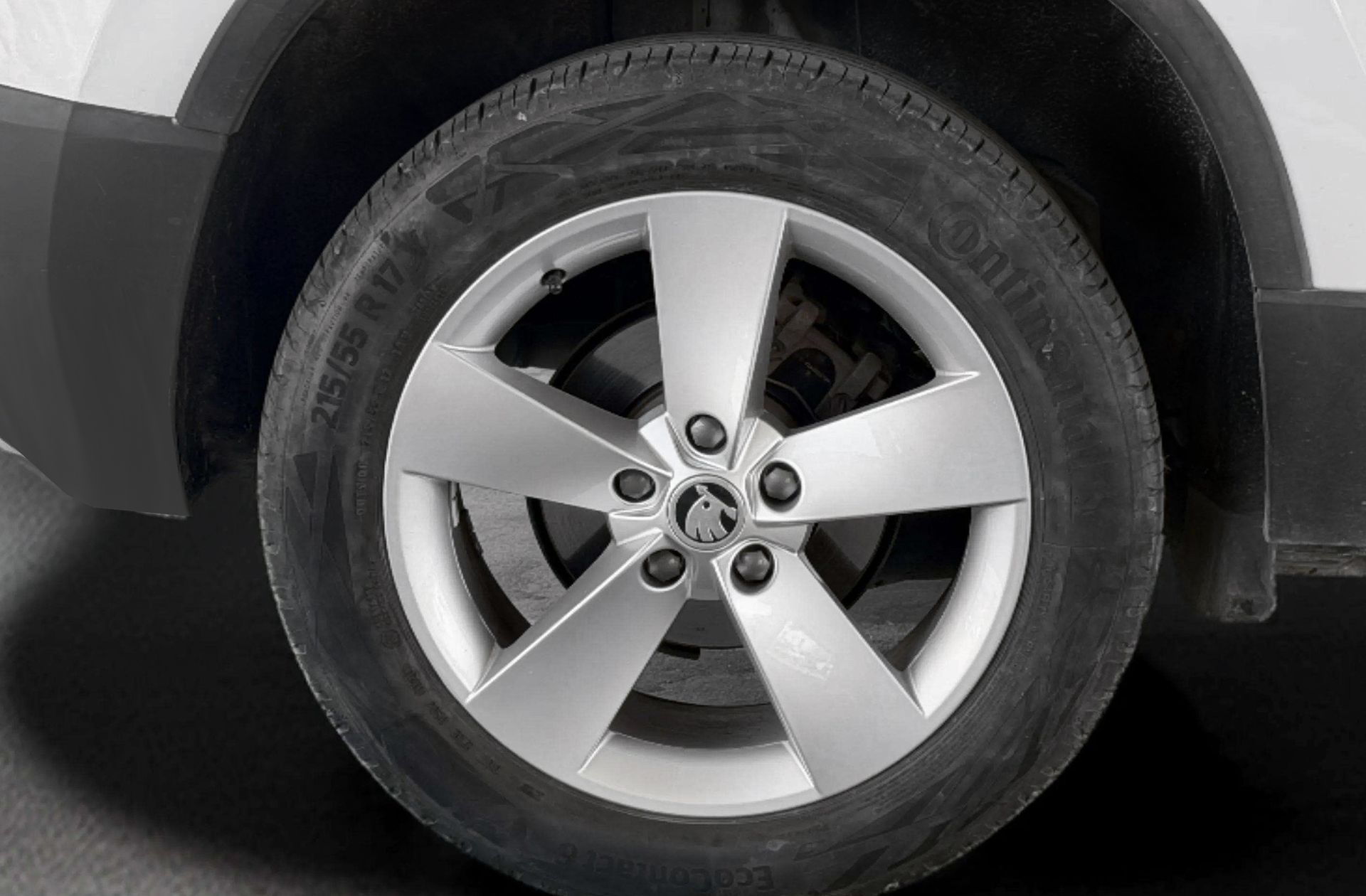 Škoda Karoq 1.5 TSI ACT Ambition - foto 33
