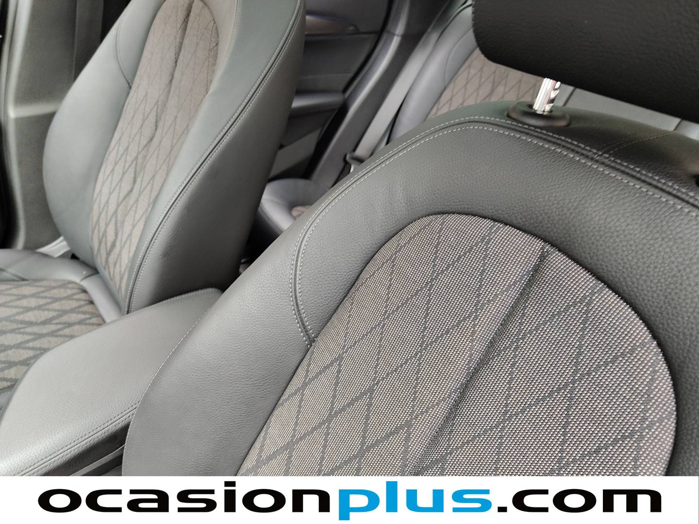 Equipamiento del BMW X1 BMW X1 sDrive18d (150 CV)