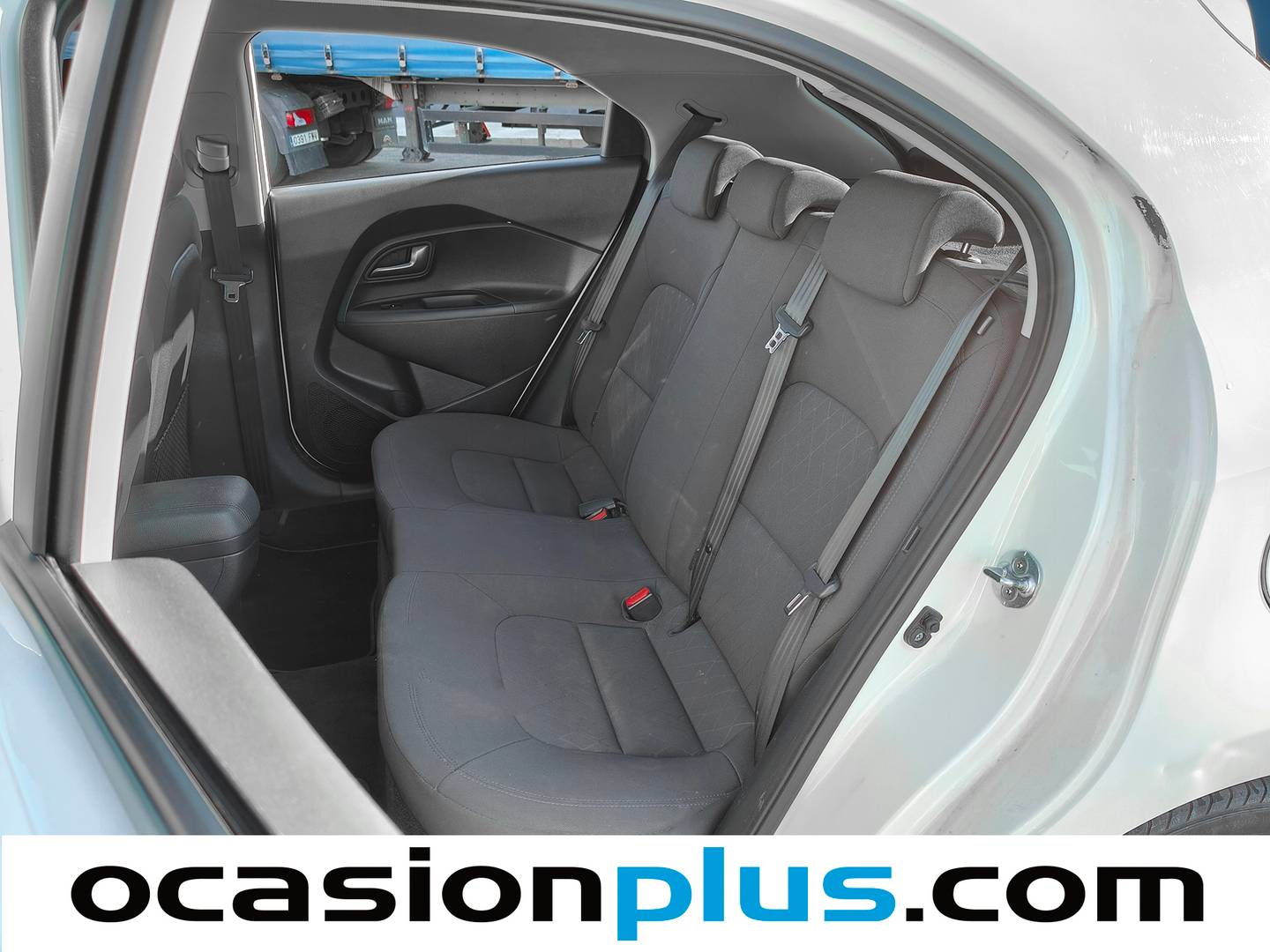 Foto asientos traseros KIA Rio KIA Rio 1.1 CRDi WGT x-Tech16 Eco-Dynamics (75 CV)