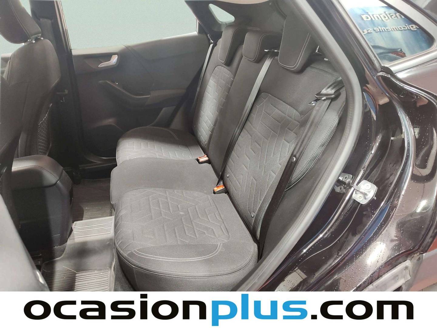 Foto asientos traseros Ford Puma Ford Puma 1.0 EcoBoost MHEV Titanium Design (125 CV)