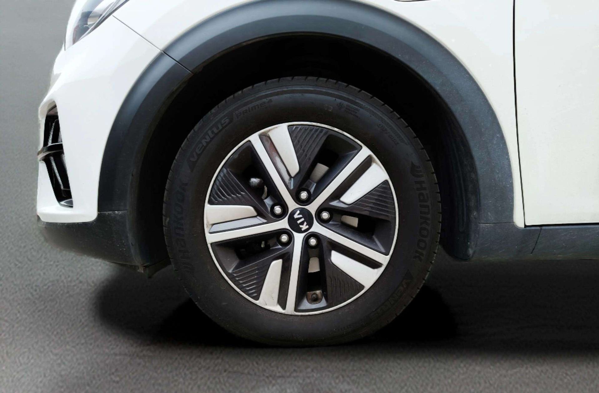 Kia Niro 1.6 GDi PHEV Híbrido Emotion - foto 44