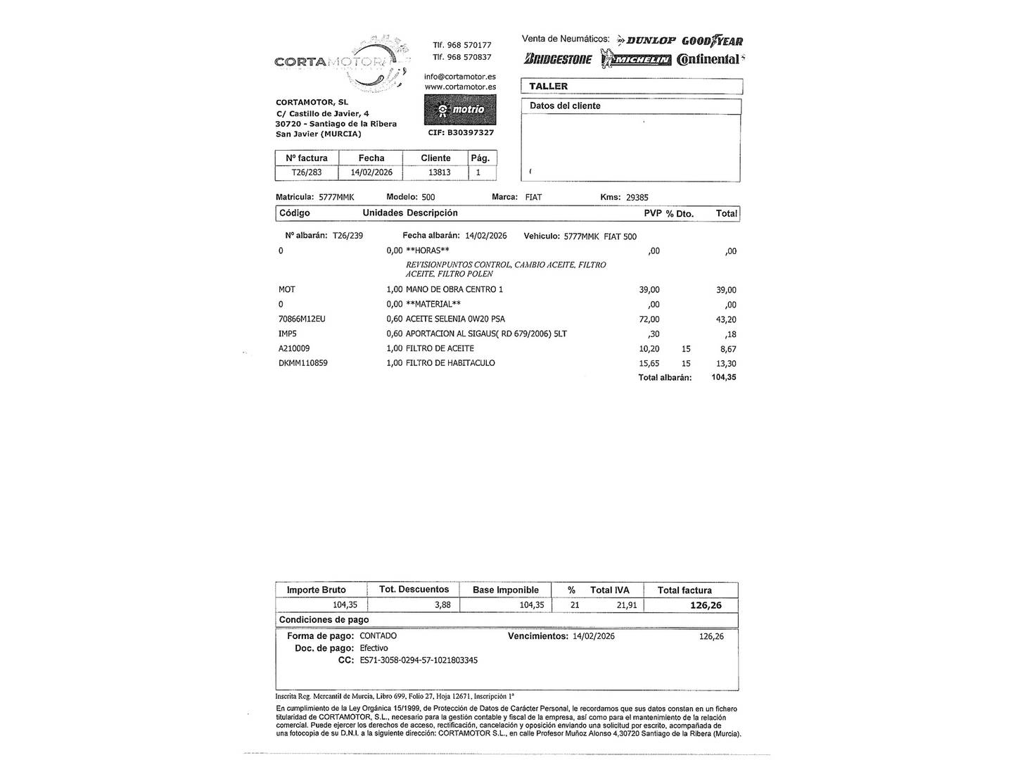 Foto del mantenimiento del Fiat 500C Fiat 500C 1.0 Hybrid Red (70 CV)