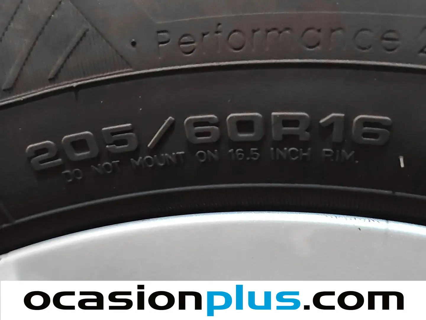 Foto Volkswagen Touran Volkswagen Touran Advance 2.0 TDI (150 CV) DSG 7 Plazas