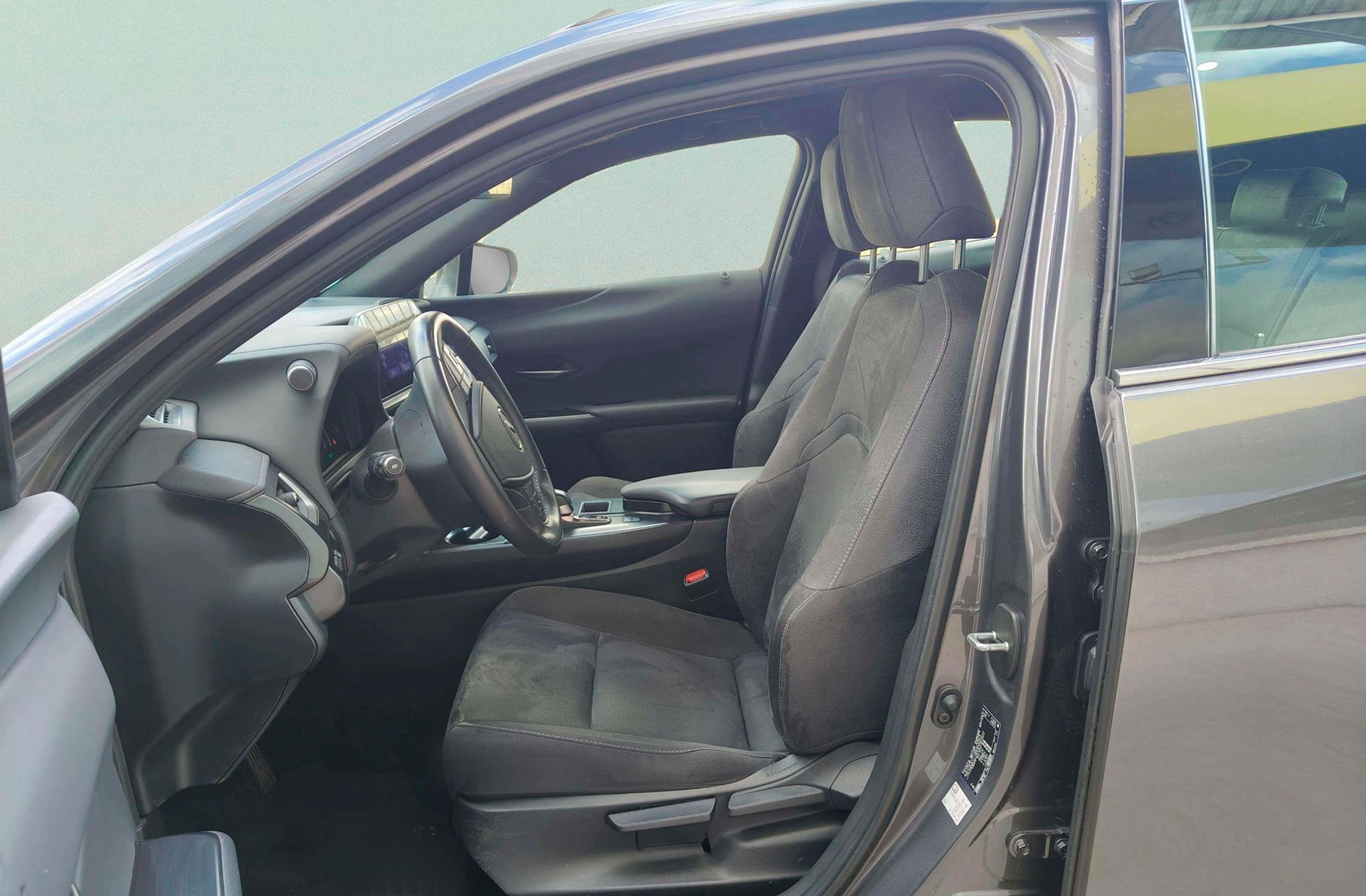 Lexus UX 300h UX - foto 10