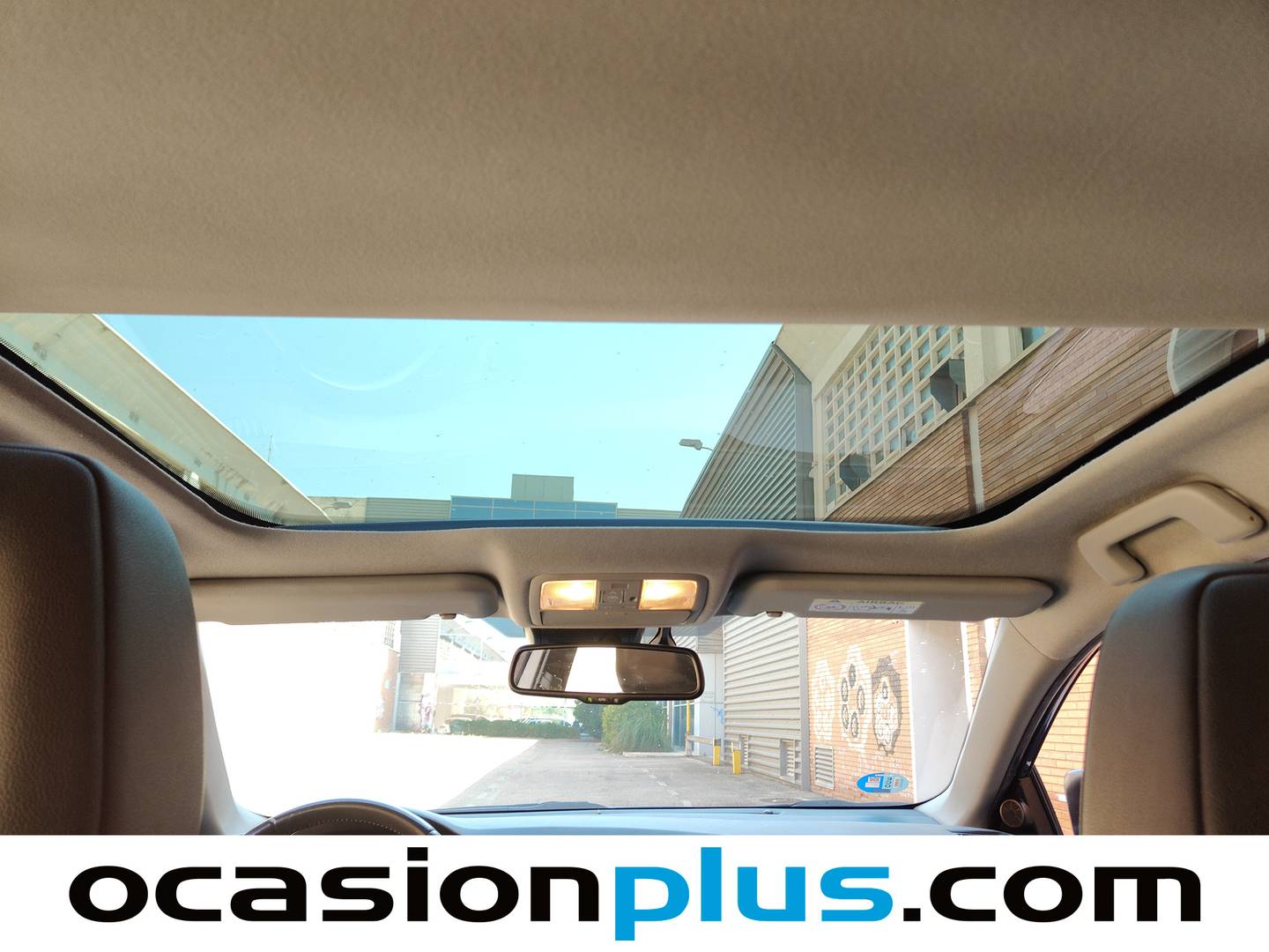 Extras y acabados del Toyota Auris Toyota Auris 140H Hybrid Advance (136 CV)