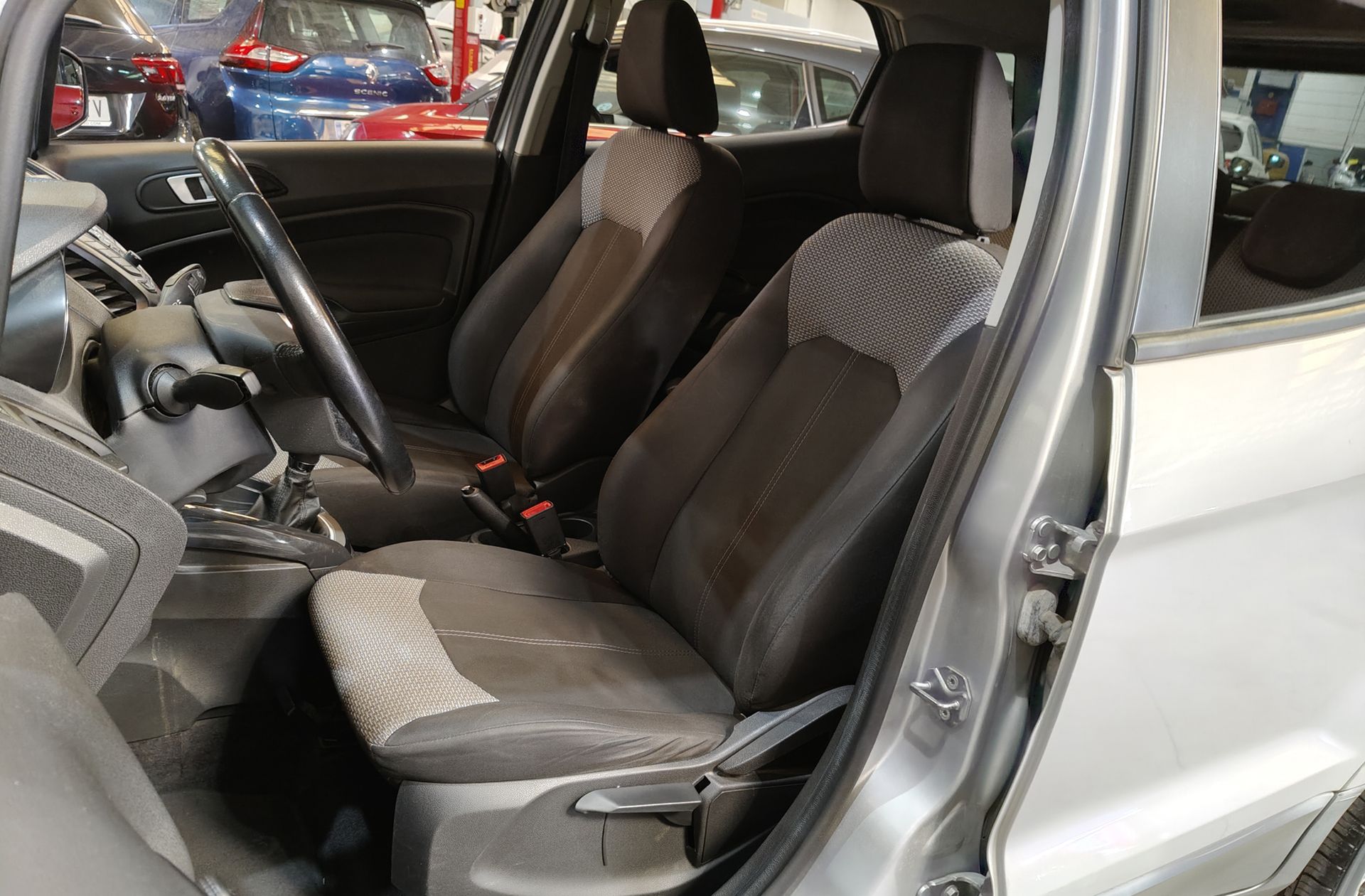 Ford EcoSport 1.5 TDCi Trend - foto 8