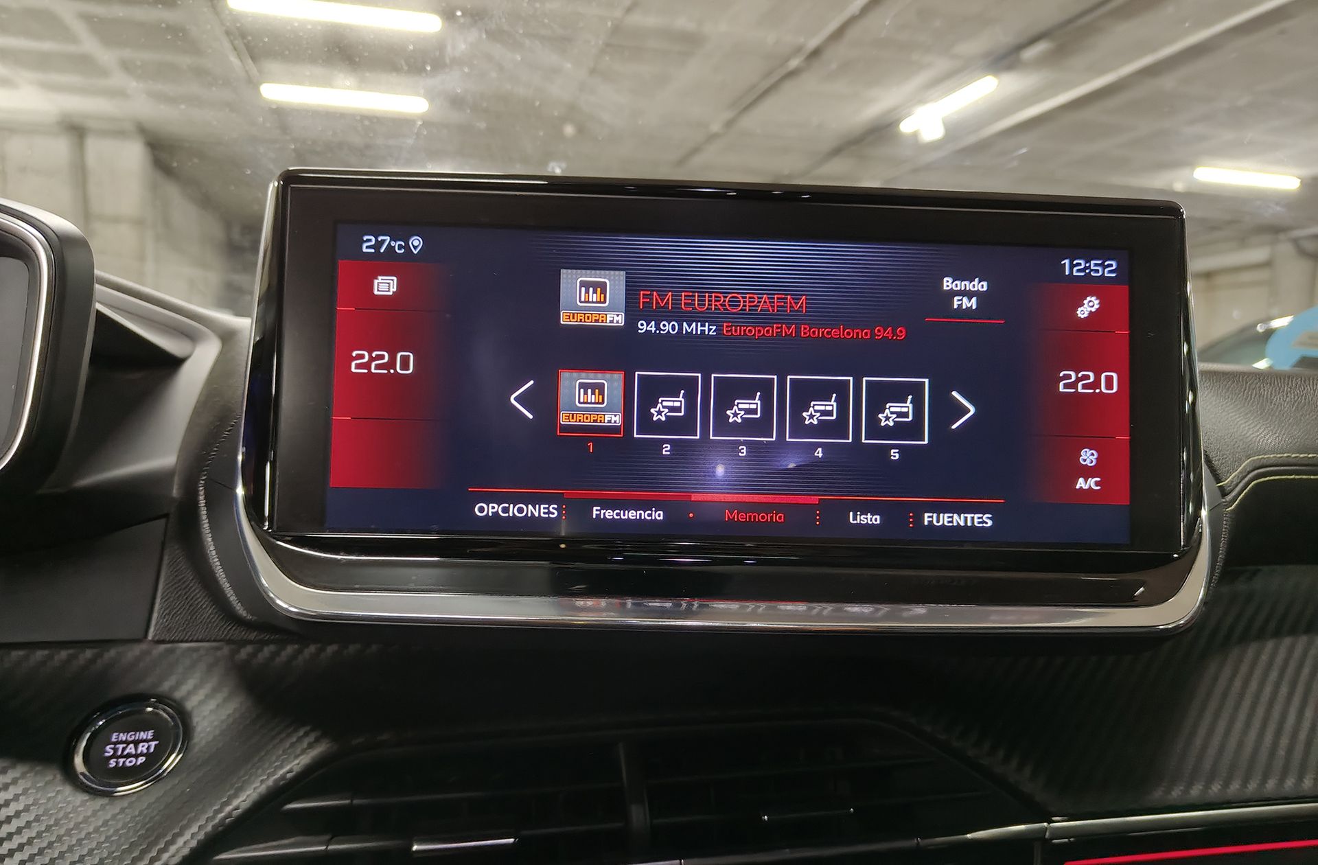 Peugeot 208 PureTech 130 GT Line EAT8 - foto 40