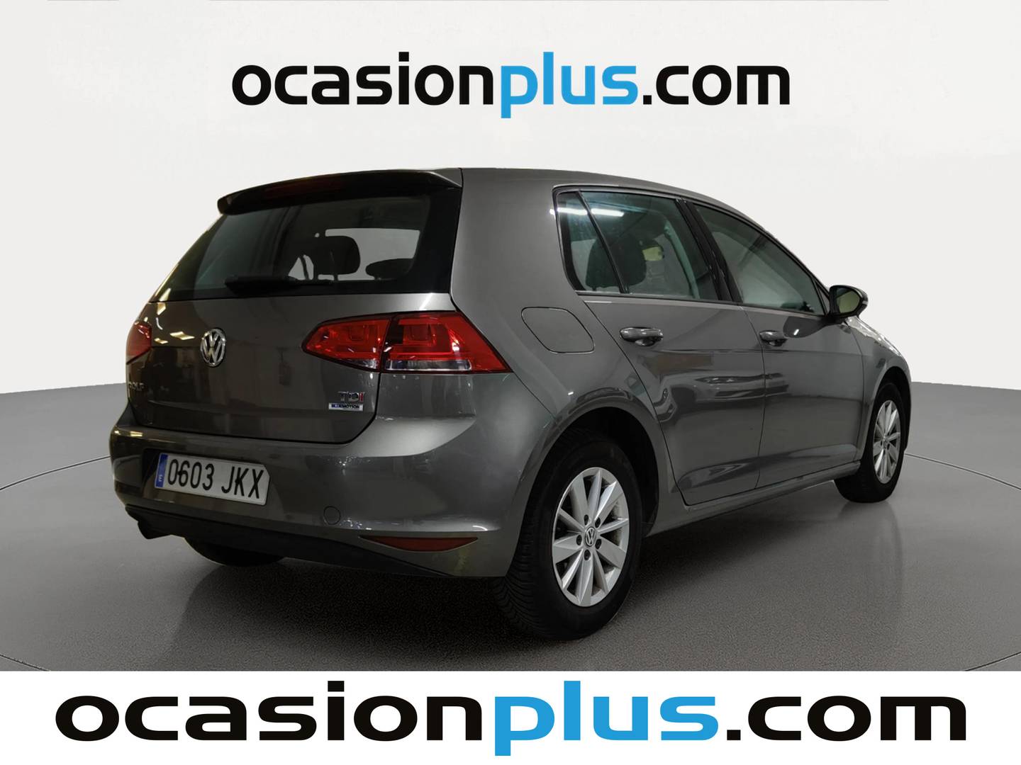 Foto trasera Volkswagen Golf Volkswagen Golf Business 1.6 TDI BMT (110 CV) DSG derecha