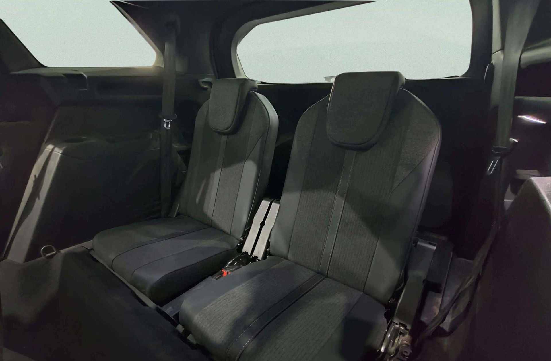 Peugeot 5008 PureTech 180 GT Line EAT8 - foto 7