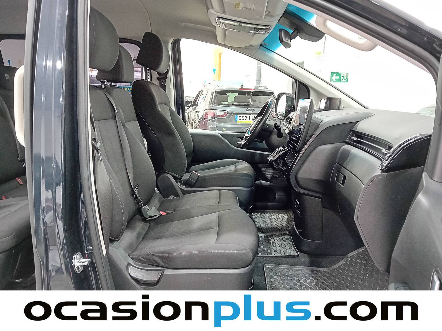 Foto Hyundai Staria Hyundai Staria 2.2 CRDI Maxx 9S (177 CV) 9 Plazas