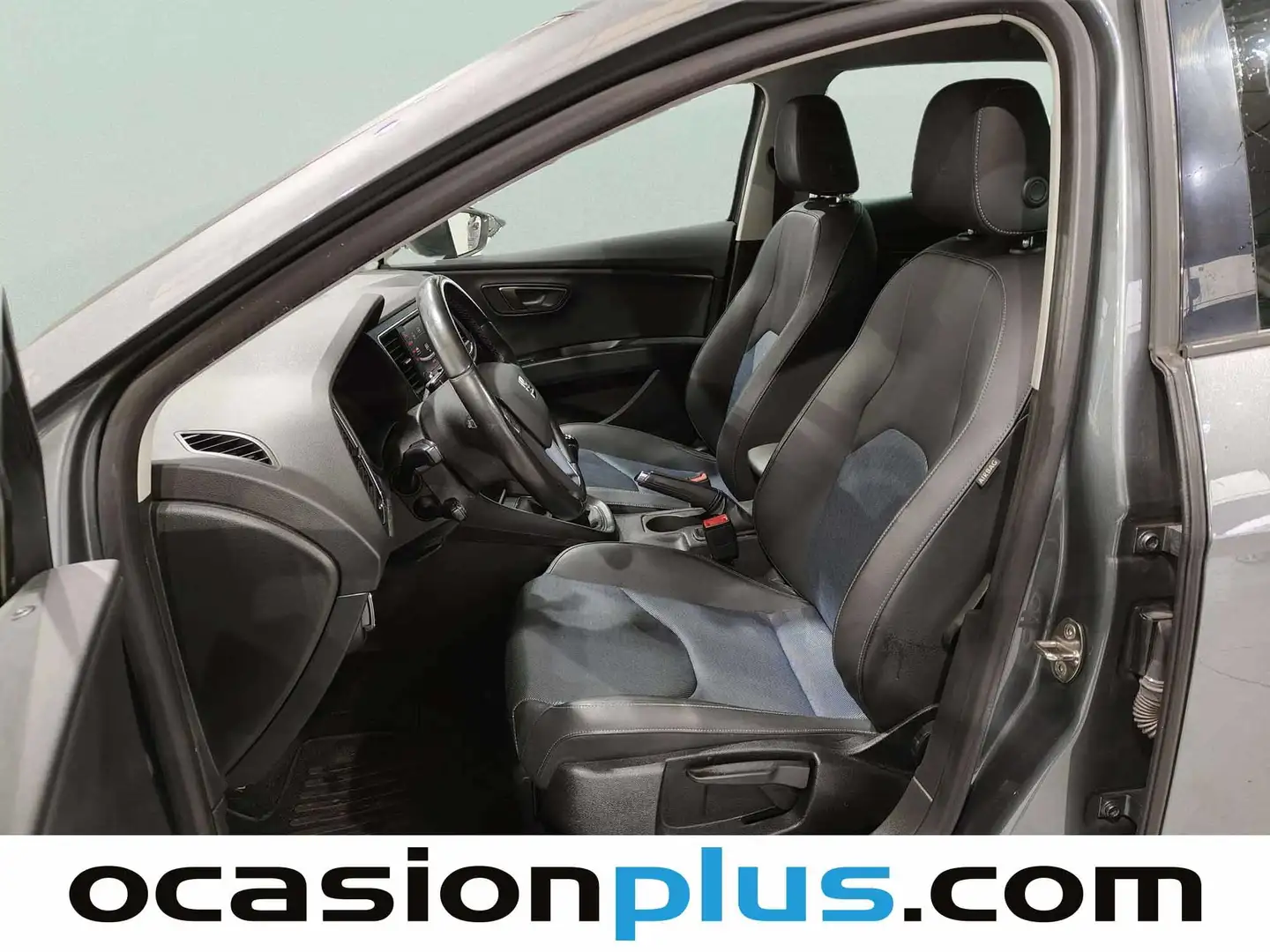 Foto Seat León SEAT León 1.6 TDI S&S Style Connect Plus (110 CV)