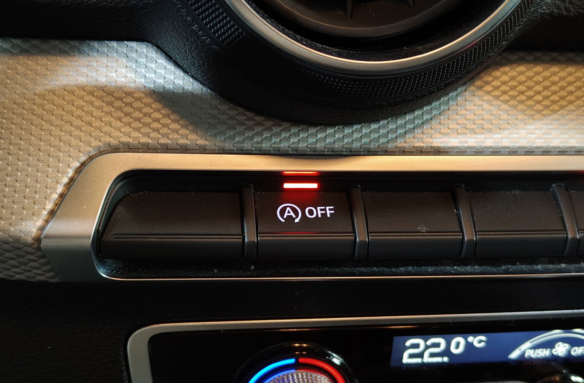 Audi Q2 Advanced 30 TDI - foto 30