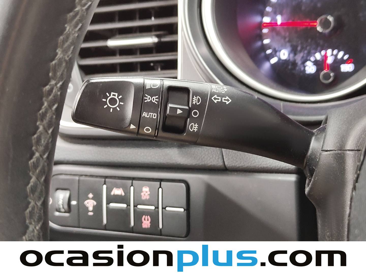 Acabados KIA Ceed KIA Ceed Ceed 1.6 MHEV iMT Drive (136 CV)