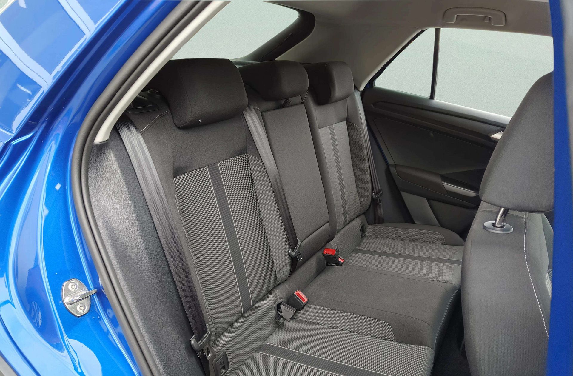 Volkswagen T-Roc Life 1.5 TSI DSG - foto 17