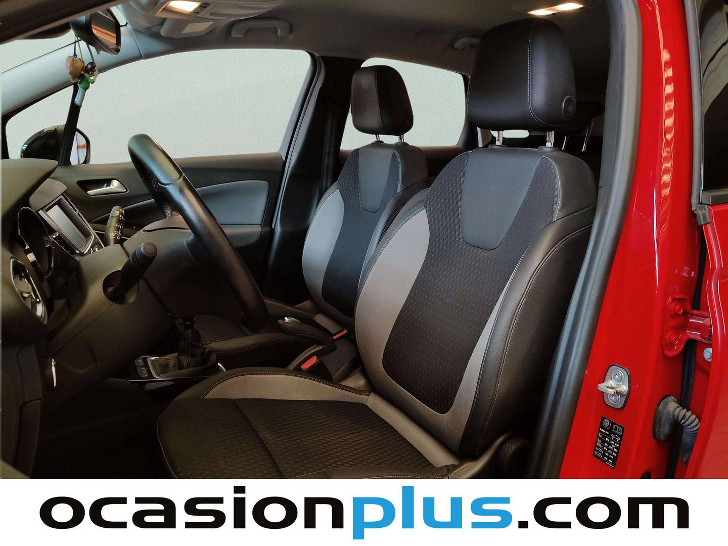 Foto asientos delanteros Opel Crossland X Opel Crossland X 1.2 Turbo Innovation  (130 CV)