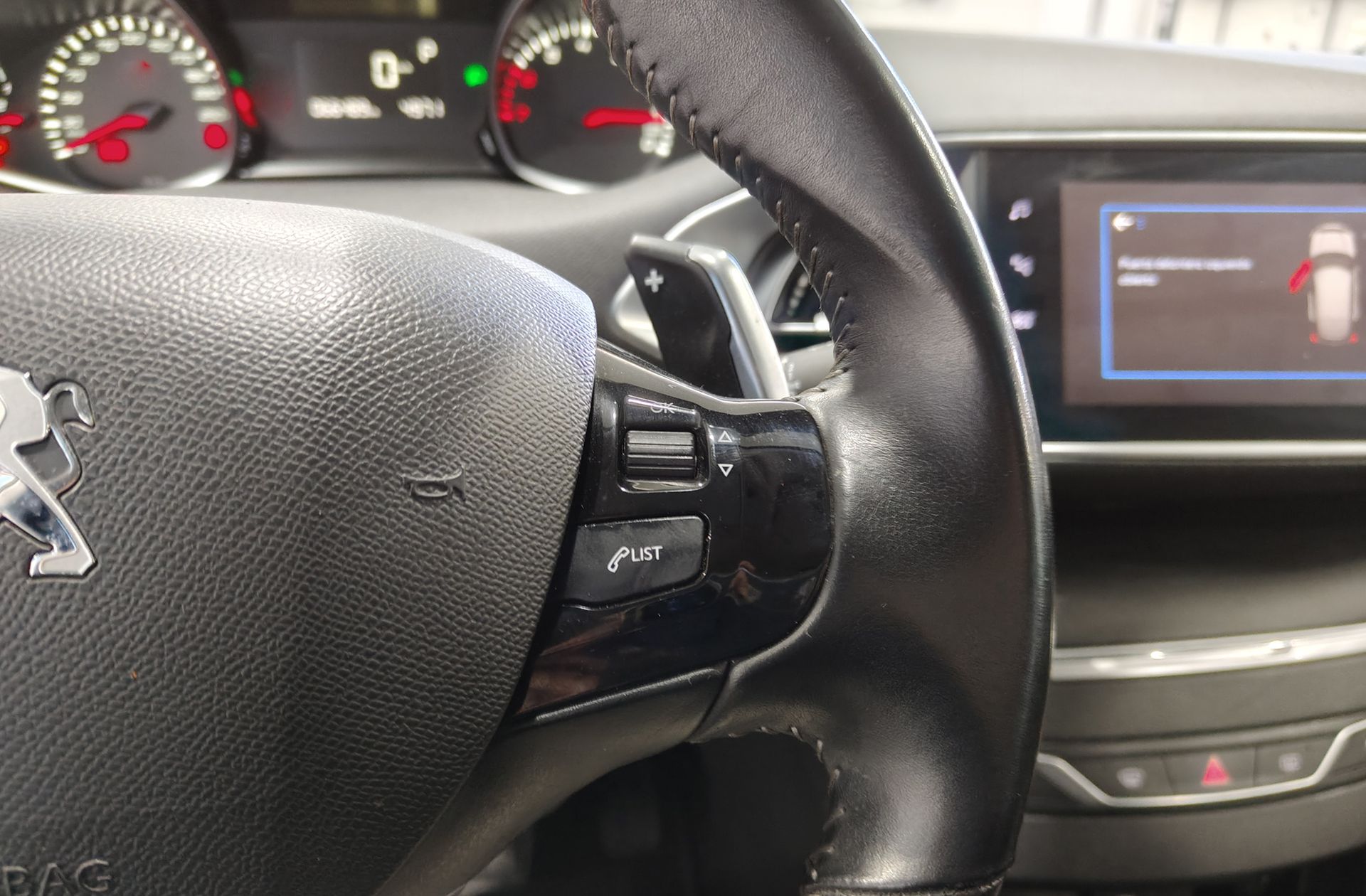 Peugeot 308 PureTech 130 Style - foto 28