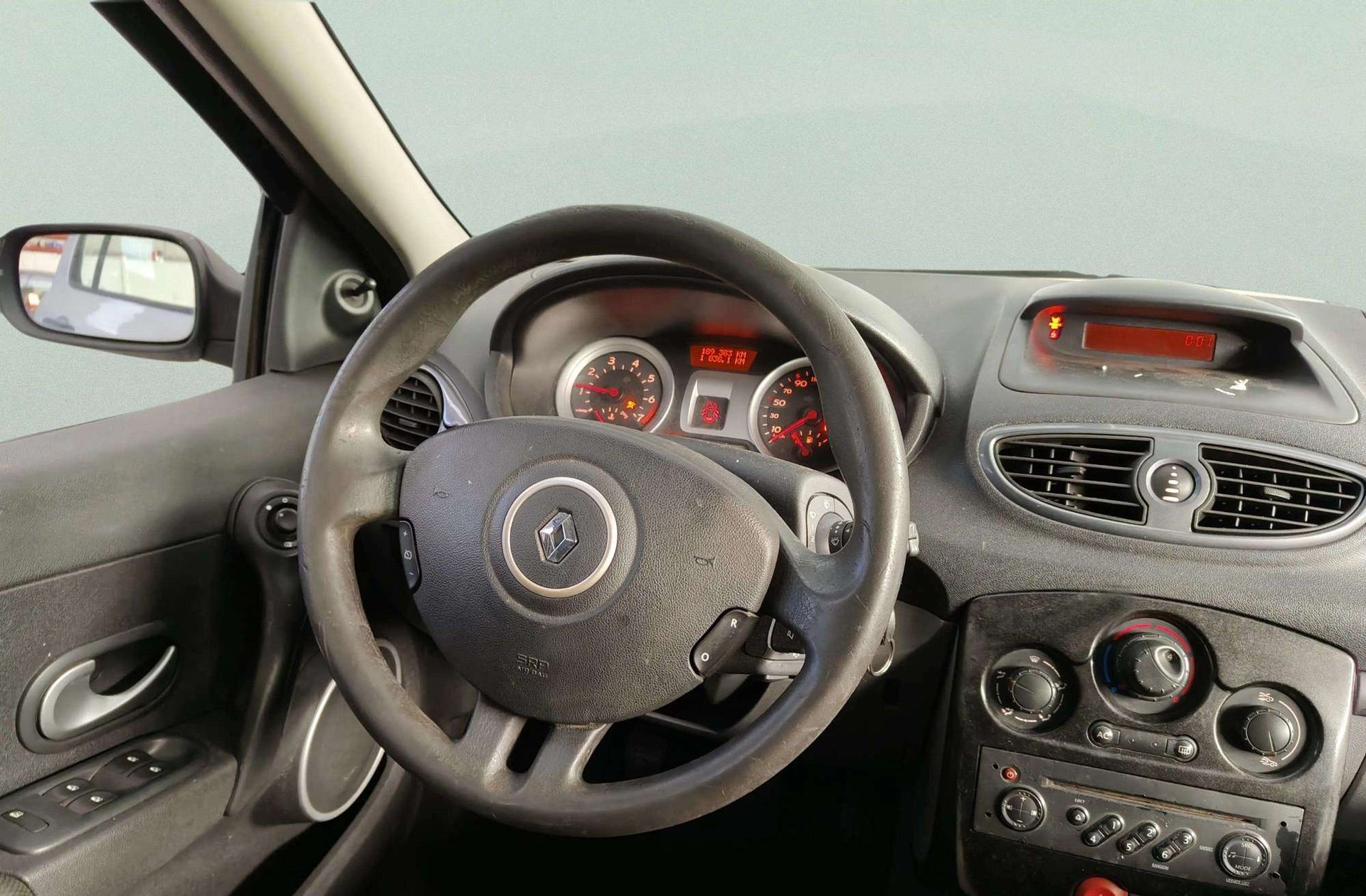 Renault Clio 1.2 16v Pack Authentique - foto 16