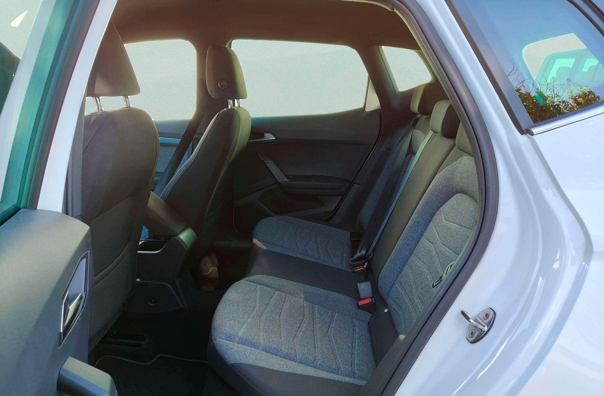 SEAT Arona 1.0 TSI Xperience Plus DSG - foto 12