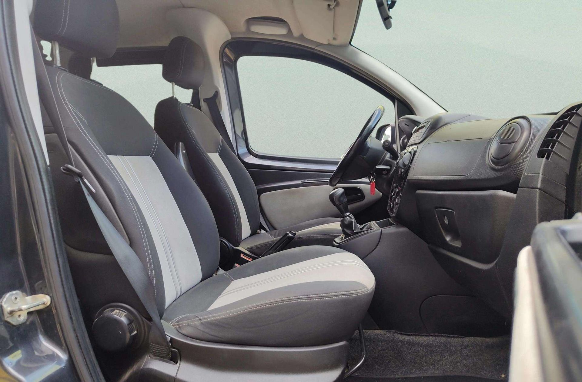 Fiat Qubo 1.3 MultiJet Dynamic - foto 13